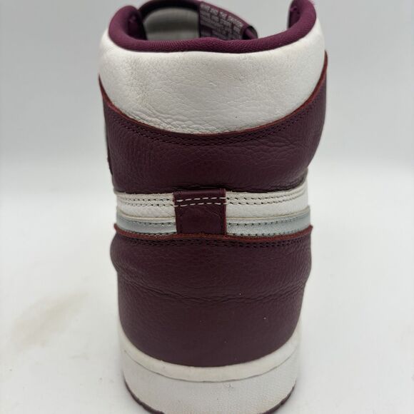 Jordan Men\'s Air Jordan 1 Retro High OG 555088-611 Bordeaux Size 13 main image 7